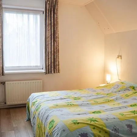 Holiday home Aan De Kust In Het Prachtige Sint Maartenszee Sint Maartensvlotbrug