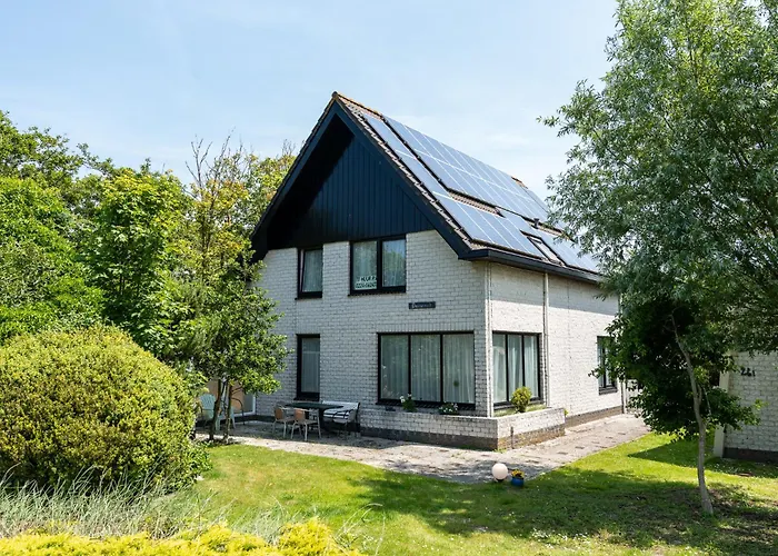 Aan De Kust In Het Prachtige Sint Maartenszee *